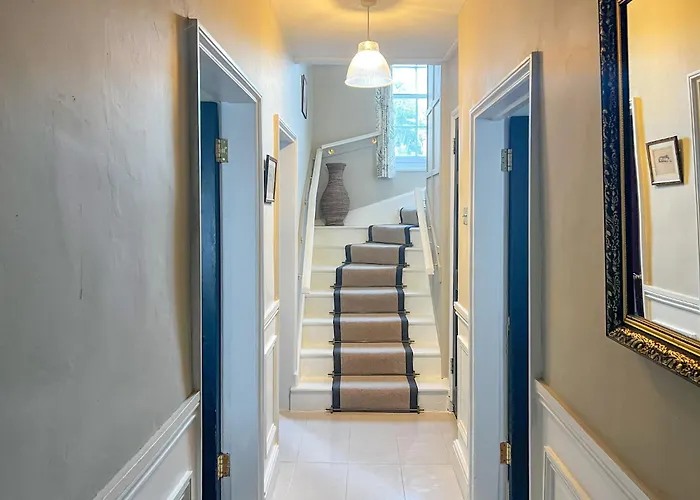 Church End Cottage, 布兰普顿