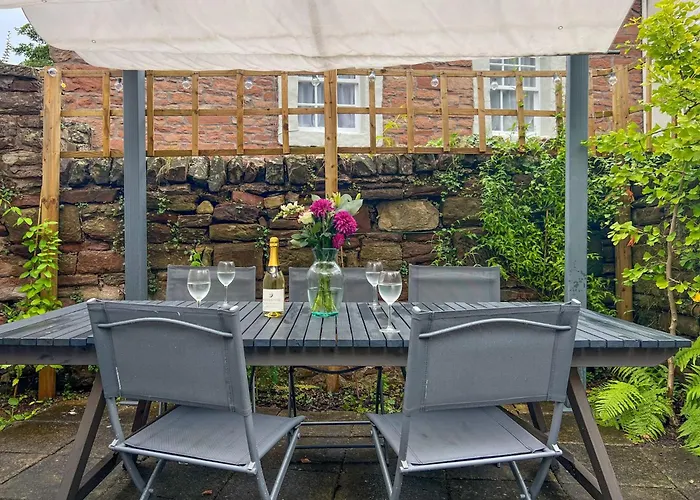 Church End Cottage, 度假居 布兰普顿